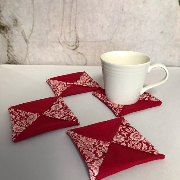 Handmade Fabric Coasters Set of 4 red white - Picture 2 of 6